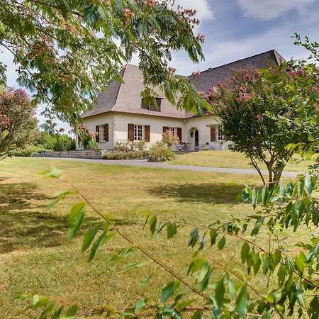 Atypique, Maison Perigourdine Du Xixe Semesterbostad *