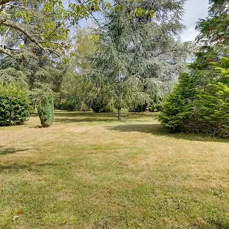 Atypique, Maison Perigourdine Du Xixe *