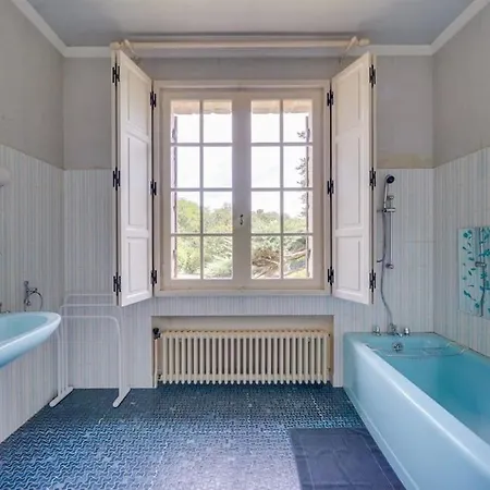 Atypique, Maison Perigourdine Du Xixe
